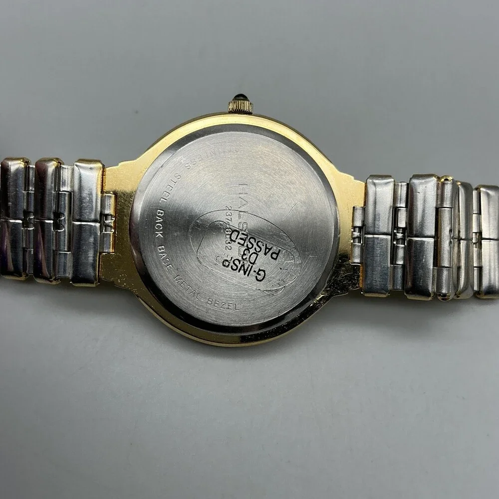 Vintage Halston Womens Watch 32mm Gold Tone White Dial Bracelet New Battery 8.5